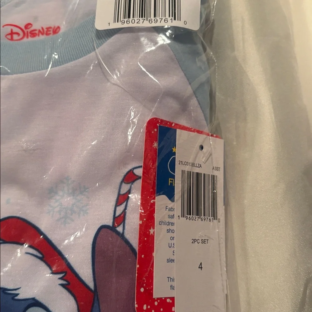 NWT Disney Stitch Holiday  2 Piece Pajama Set Size 4